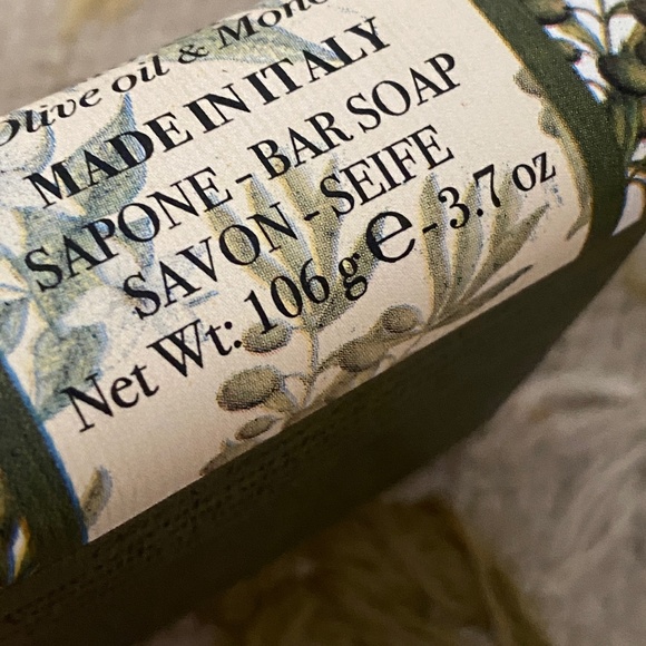 La Florentina I Olive Oil & Monoi I Paper Wrapped Soap - Picture 13 of 15